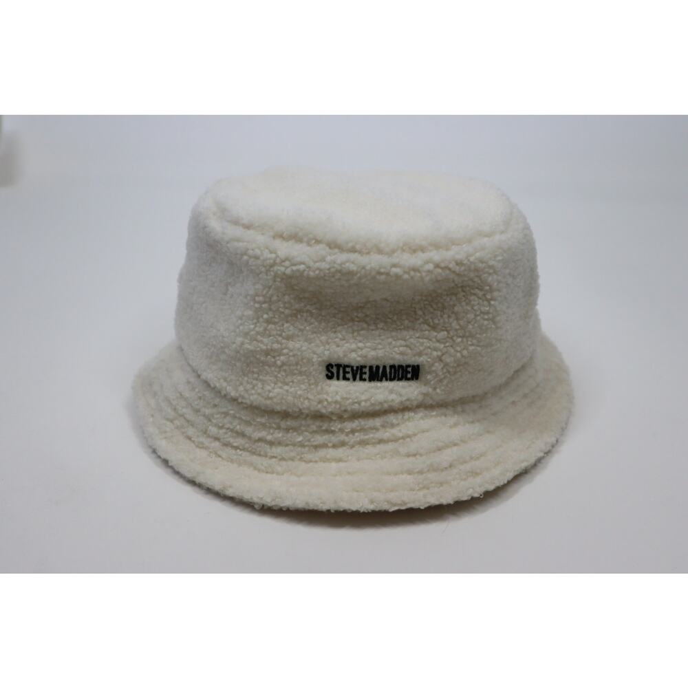 Steve Madden White Teddy Bucket Hat One Size‎